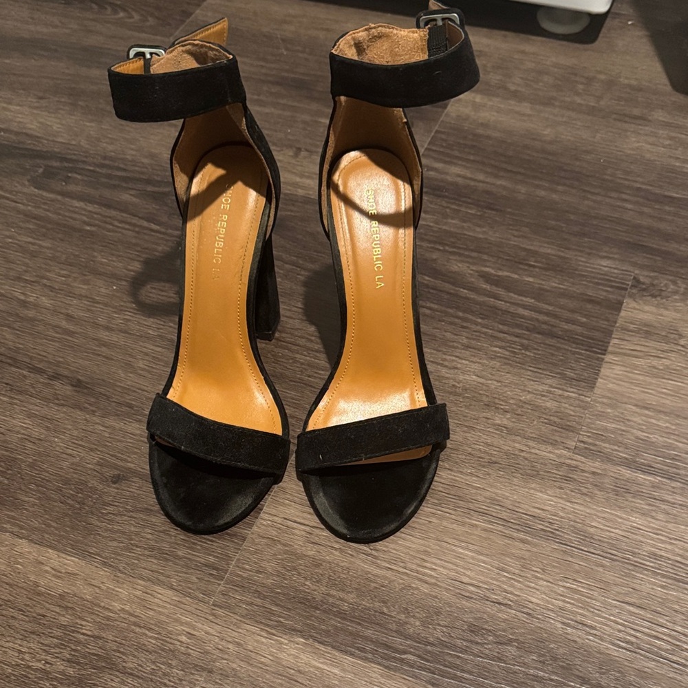 Shoe Republic LA Black Ankle Strap Heels